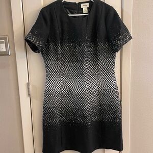 Neiman Marcus short-sleeved wool dress, size large